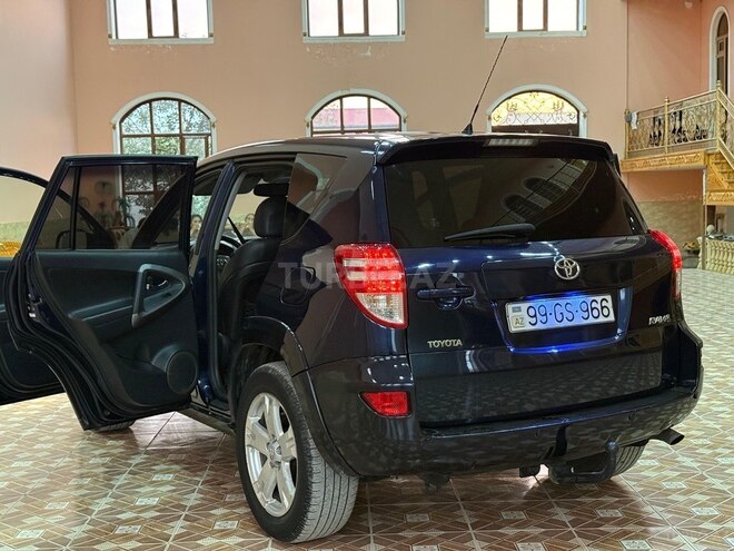 Toyota RAV4 2006, 225,000 km - 2.2 l - Gəncə