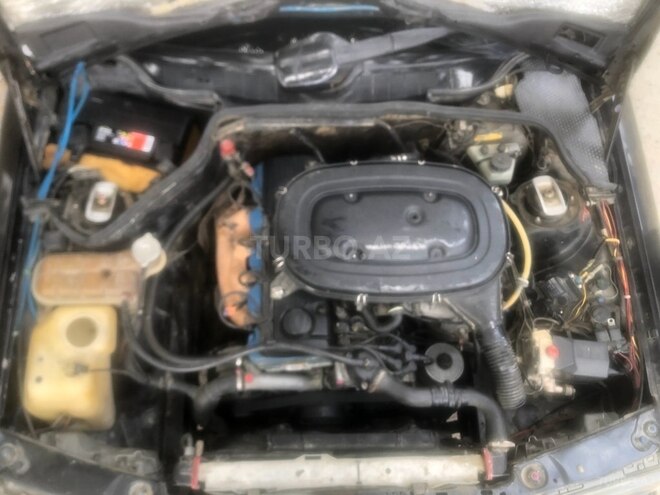Mercedes 190 1990, 215,000 km - 2.0 l - Şirvan