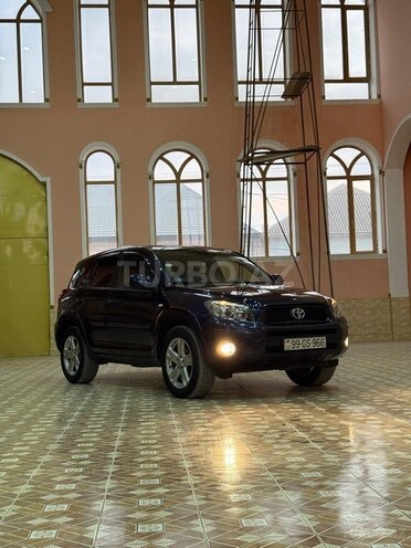 Toyota RAV4 2006, 225,000 km - 2.2 l - Gəncə
