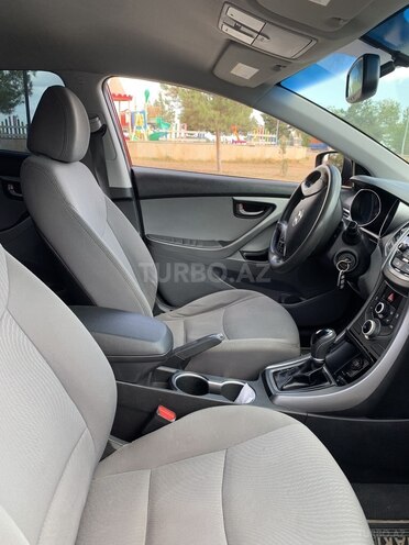 Hyundai Elantra 2014, 225,308 km - 1.8 l - Neftçala