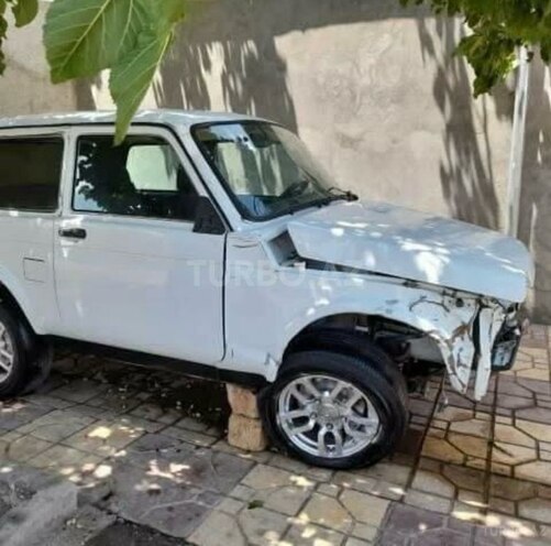 LADA (VAZ) Niva 2016, 149,500 km - 1.7 l - İsmayıllı