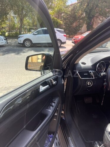 Mercedes GLS 350 4MATIC 2018, 160,000 km - 3.0 л - Bakı