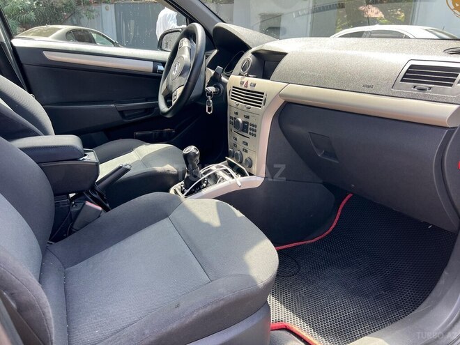 Opel Astra 2007, 310,000 km - 1.4 l - Bakı