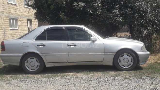 Mercedes C 220 1995, 55,788 km - 2.2 l - Masallı