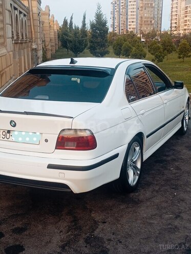 BMW 528 1999, 395,000 km - 2.8 l - Sumqayıt