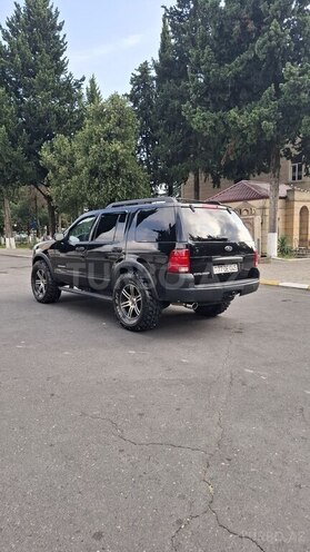 Ford Explorer 2006, 283,000 km - 4.0 l - Zaqatala