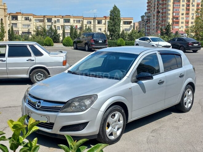 Opel Astra 2010, 255,800 km - 1.3 l - Astara