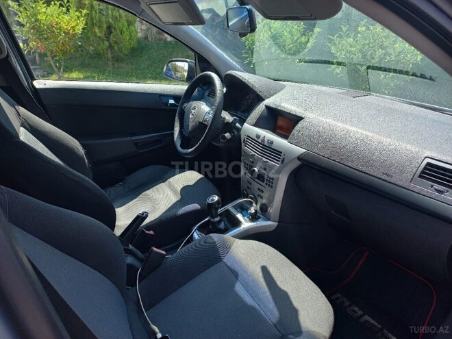 Opel Astra 2010, 255,800 km - 1.3 l - Astara