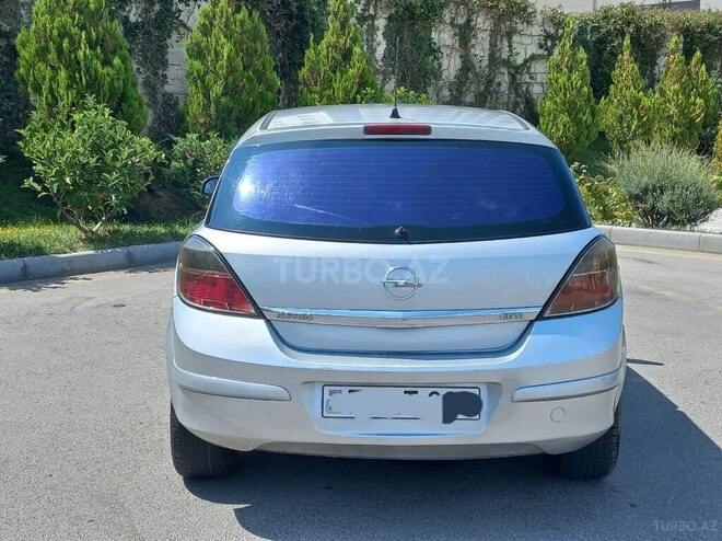 Opel Astra 2010, 255,800 km - 1.3 l - Astara