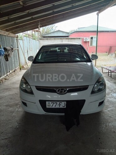Hyundai i30 2009, 205,076 km - 1.4 l - Biləsuvar