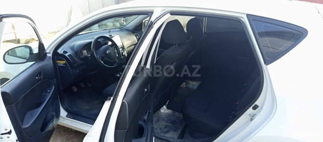 Hyundai i30 2009, 205,076 km - 1.4 l - Biləsuvar