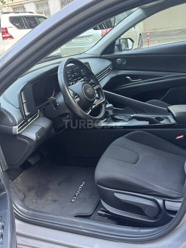 Hyundai Elantra 2022, 35,300 km - 2.0 l - Bakı