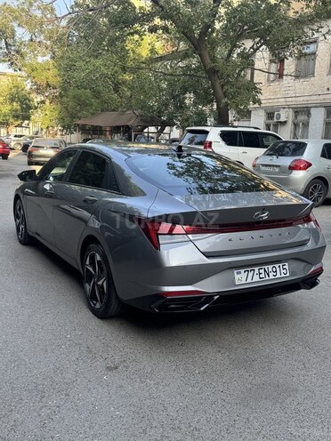 Hyundai Elantra 2022, 35,300 km - 2.0 l - Bakı