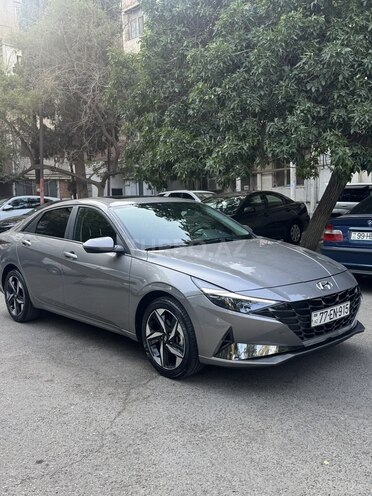 Hyundai Elantra 2022, 35,300 km - 2.0 l - Bakı