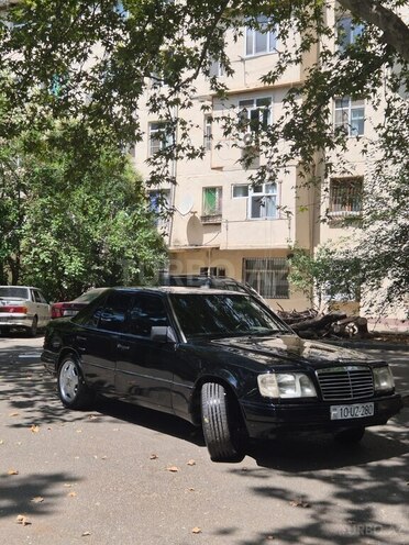 Mercedes E 280 1993, 344,000 km - 2.8 l - Bakı