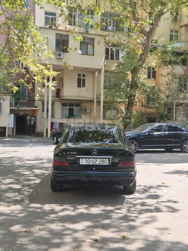 Mercedes E 280 1993, 344,000 km - 2.8 l - Bakı