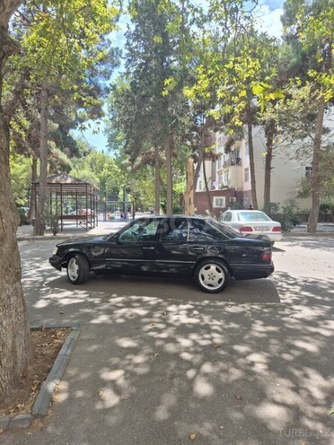Mercedes E 280 1993, 344,000 km - 2.8 l - Bakı
