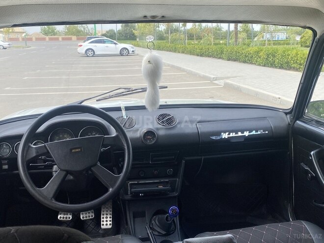 LADA (VAZ) 2106 1987, 200,000 km - 1.3 l - Salyan