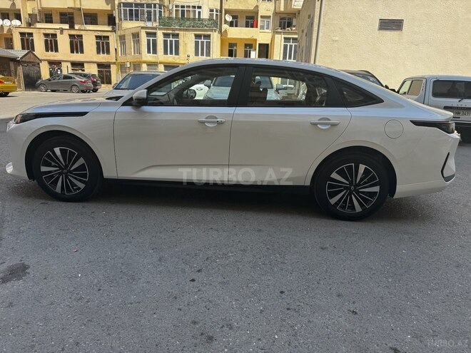 Changan Qiyuan A05 2025, 0 km - 1.5 l - Bakı