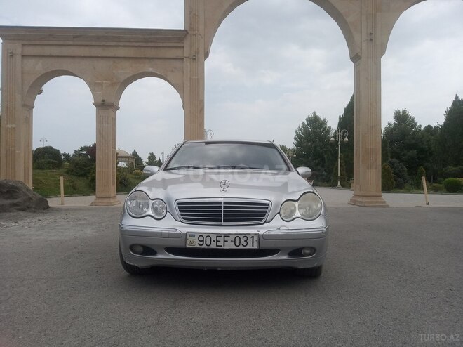Mercedes C 200 2000, 424,826 km - 2.0 l - Bakı