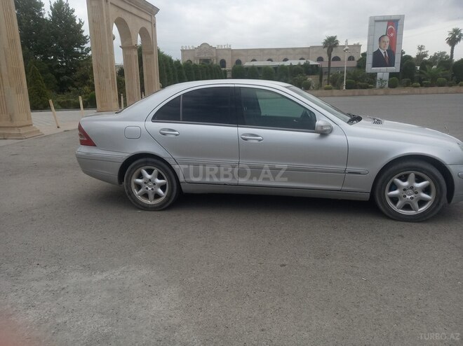 Mercedes C 200 2000, 424,826 km - 2.0 l - Bakı