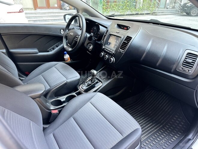 Kia Forte 2018, 213,000 km - 2.0 l - Bakı