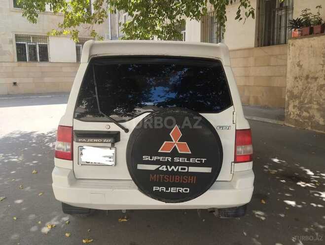 Mitsubishi Pajero io 1999, 283,000 km - 1.8 l - Bakı