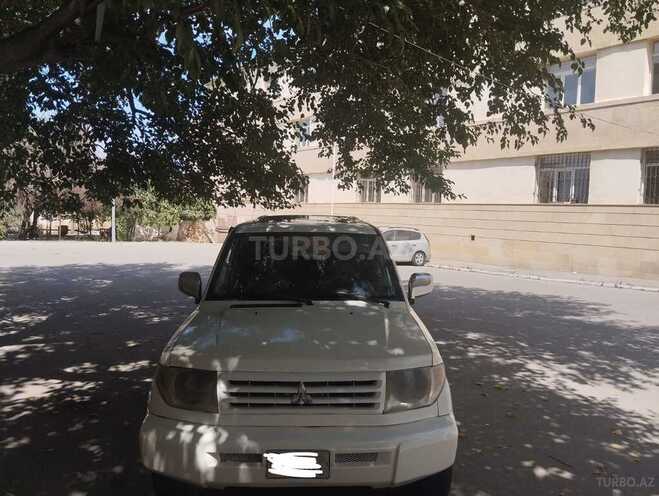 Mitsubishi Pajero io 1999, 283,000 km - 1.8 l - Bakı