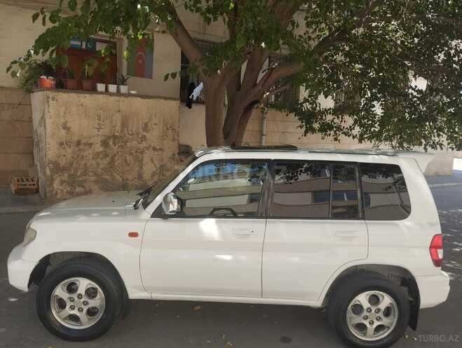 Mitsubishi Pajero io 1999, 283,000 km - 1.8 l - Bakı