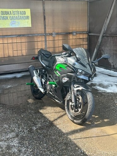 Kawasaki  2025, 1,500 km - 0.5 l - Bakı