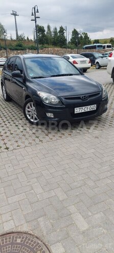 Hyundai i30 2009, 325,000 km - 1.4 l - Quba