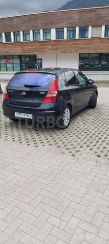 Hyundai i30 2009, 325,000 km - 1.4 l - Quba