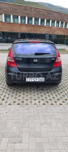 Hyundai i30 2009, 325,000 km - 1.4 l - Quba