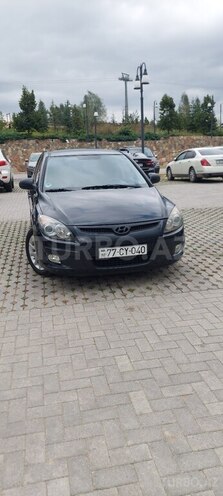 Hyundai i30 2009, 325,000 km - 1.4 l - Quba