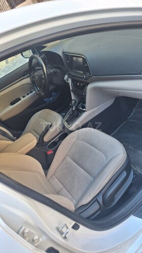Hyundai Elantra 2017, 183,465 km - 2.0 l - Bakı
