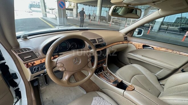 Mercedes E 230 2007, 260,000 km - 2.5 l - Bakı