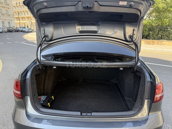 Volkswagen Jetta 2016, 251,553 km - 1.4 l - Bakı