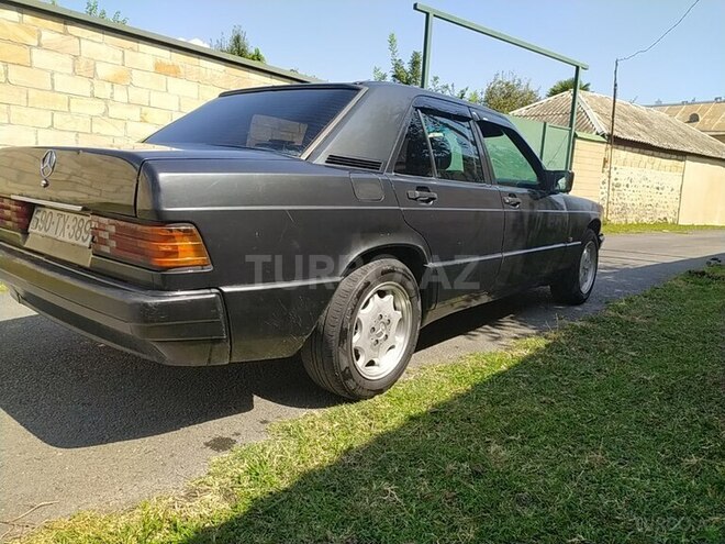 Mercedes 190 1990, 250,000 km - 2.0 l - Balakən