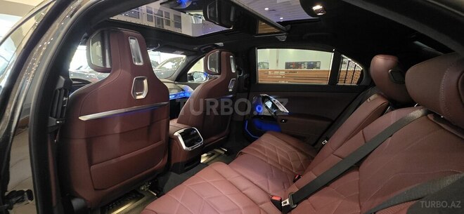 BMW  2025, 0 km - 3.0 l - Bakı