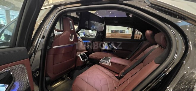 BMW  2025, 0 km - 3.0 l - Bakı