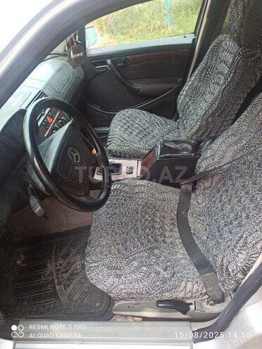 Mercedes C 200 1999, 328,000 km - 2.0 л - Füzuli