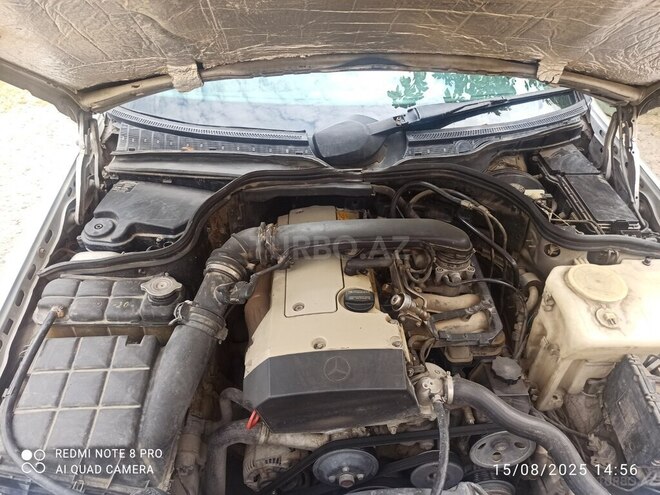 Mercedes C 200 1999, 328,000 km - 2.0 л - Füzuli