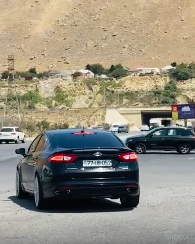 Ford Fusion (North America) 2015, 233,355 km - 2.0 l - Bakı