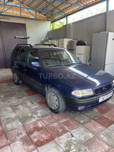 Opel Astra 1994, 256,000 km - 1.8 l - Bakı