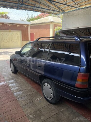 Opel Astra 1994, 256,000 km - 1.8 l - Bakı