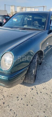 Mercedes E 230 1997, 640,000 km - 2.3 l - Bakı