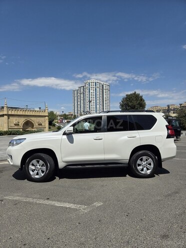 Toyota Land Cruiser Prado 2018, 235,000 km - 3.0 l - Bakı