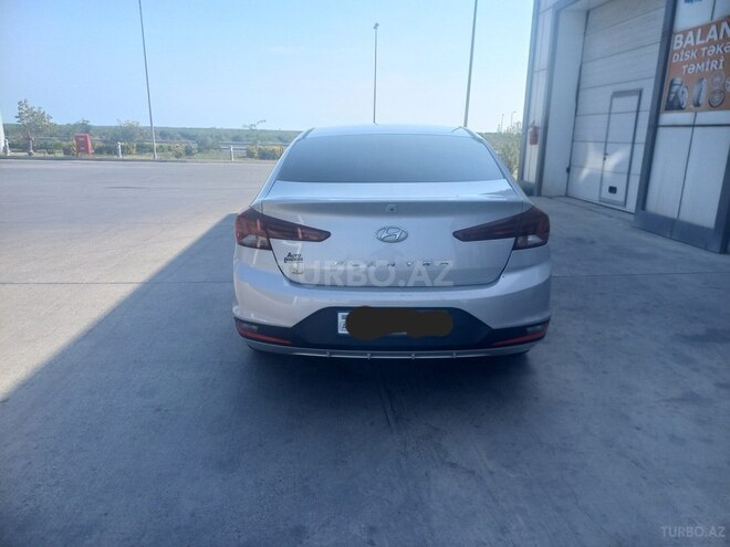 Hyundai Elantra 2019, 209,215 km - 2.0 л - Bakı