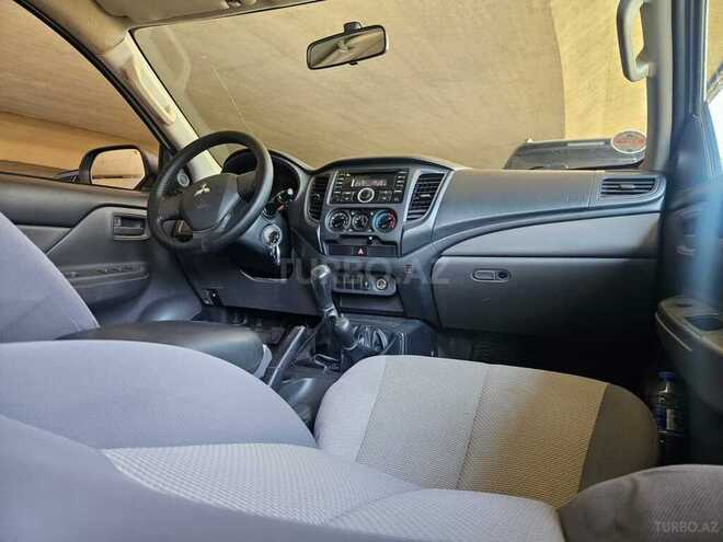 Mitsubishi L200 2016, 212,451 km - 2.4 l - Bakı