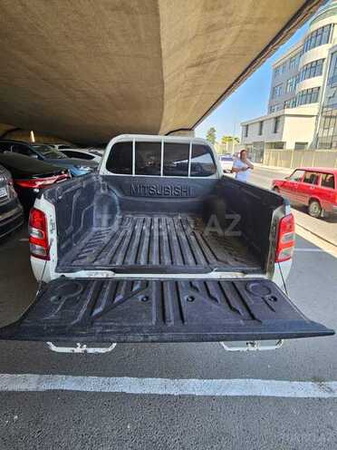 Mitsubishi L200 2016, 212,451 km - 2.4 l - Bakı